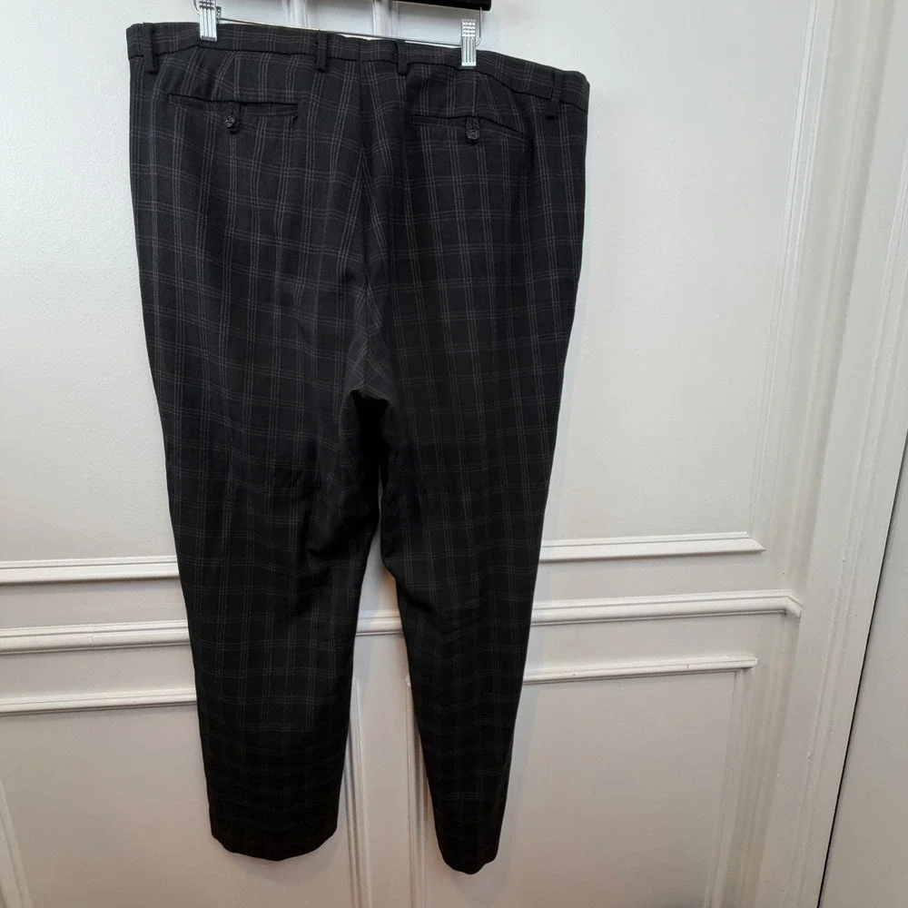 Banana Republic Mens 42x34‎ Standard Fit 100% Wool Plaid Dress Pants Black Grey